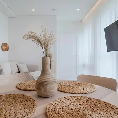 Boho Sunset By Botanical Park Apartment *
